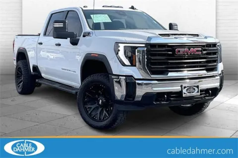 White 2024 GMC Sierra 2500 HD Pro for sale in Kansas City, MO