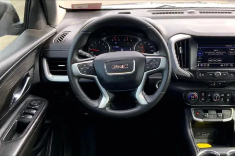 More photos of 2023 GMC Terrain SLE at Cable Dahmer Chevrolet of Kansas City, MO