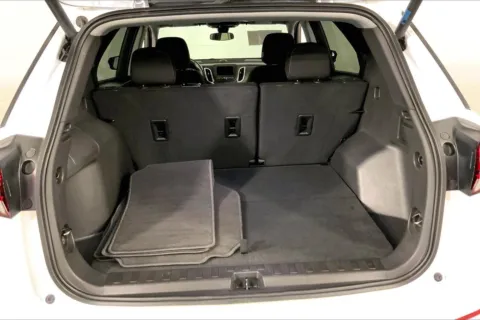 More photos of 2023 Chevrolet Equinox LT at Cable Dahmer Chevrolet of Kansas City, MO