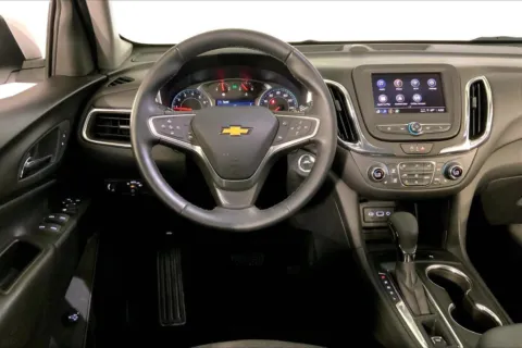 More photos of 2023 Chevrolet Equinox LT at Cable Dahmer Chevrolet of Kansas City, MO