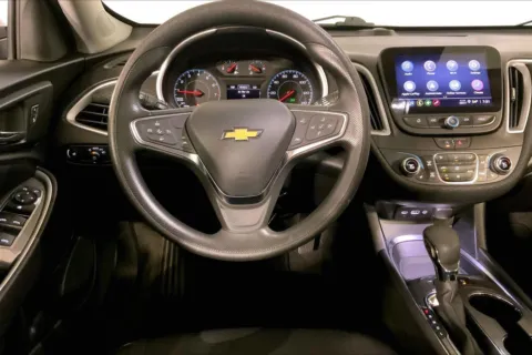 More photos of 2024 Chevrolet Malibu 1LT at Cable Dahmer Chevrolet of Kansas City, MO