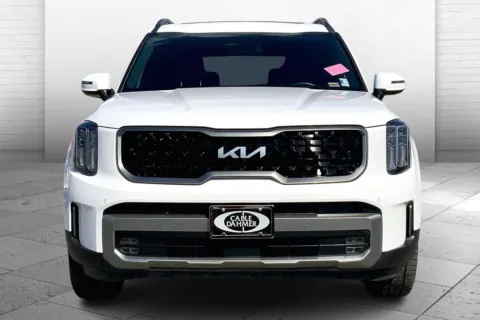 Photos of 2023 Kia Telluride SX Prestige X-Line for sale in Kansas City, MO at Cable Dahmer Chevrolet of Kansas City