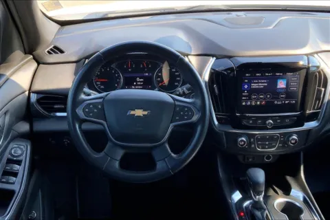 More photos of 2022 Chevrolet Traverse LT Cloth at Cable Dahmer Chevrolet of Kansas City, MO