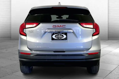 Another view of 2024 GMC Terrain SLE for sale in Kansas City, MO at Cable Dahmer Chevrolet of Kansas City