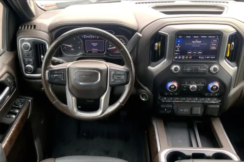 More photos of 2021 GMC Sierra 2500 HD Denali at Cable Dahmer Chevrolet of Kansas City, MO