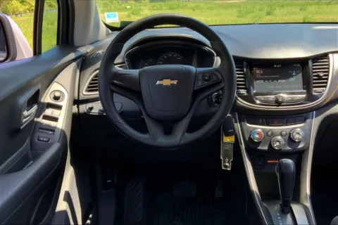 More photos of 2017 Chevrolet Trax LS at Cable Dahmer Chevrolet of Kansas City, MO