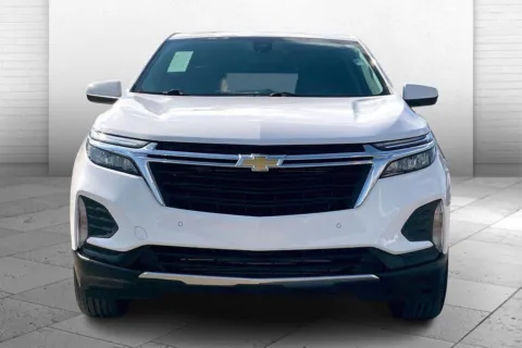 Photos of 2022 Chevrolet Equinox LT for sale in Kansas City, MO at Cable Dahmer Chevrolet of Kansas City