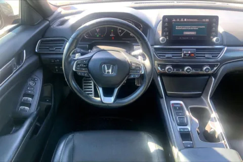 More photos of 2018 Honda Accord Sedan Sport 2.0T at Cable Dahmer Chevrolet of Kansas City, MO