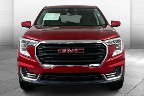 Photos of 2024 GMC Terrain SLE for sale in Kansas City, MO at Cable Dahmer Chevrolet of Kansas City