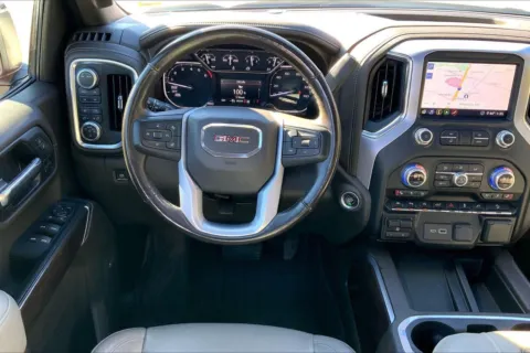 More photos of 2020 GMC Sierra 1500 SLT at Cable Dahmer Chevrolet of Kansas City, MO