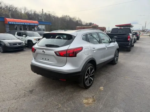 More photos of 2017 Nissan Rogue Sport SL Sport Utility 4D at Instant Auto Sales Chillicothe, OH