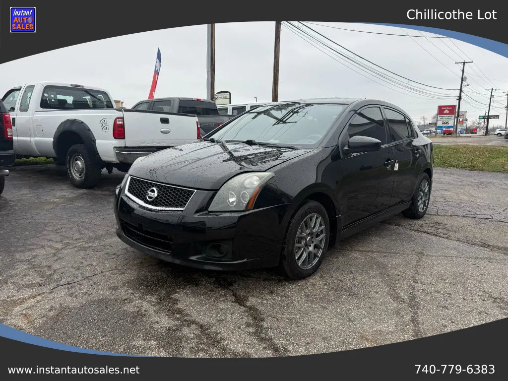 Black 2011 Nissan Sentra SE-R Sedan 4D for sale in Chillicothe, OH
