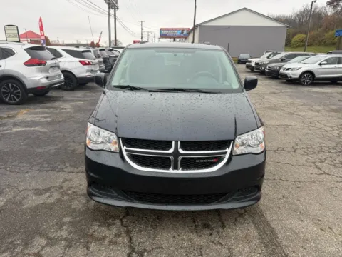 Photos of 2014 Dodge Grand Caravan Passenger SXT Minivan 4D for sale in Chillicothe, OH at Instant Auto Sales Chillicothe