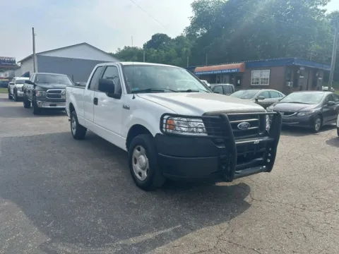 Another view of 2007 Ford F-150 Super Cab XL Pickup 4D 6 1/2 ft for sale in Chillicothe, OH at Instant Auto Sales Chillicothe