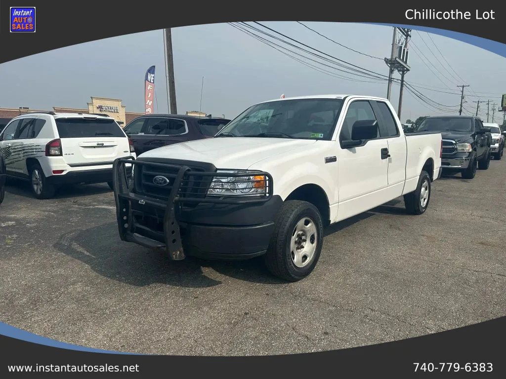White 2007 Ford F-150 Super Cab XL Pickup 4D 6 1/2 ft for sale in Chillicothe, OH
