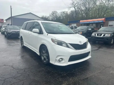 Another view of 2011 Toyota Sienna SE Minivan 4D for sale in Chillicothe, OH at Instant Auto Sales Chillicothe