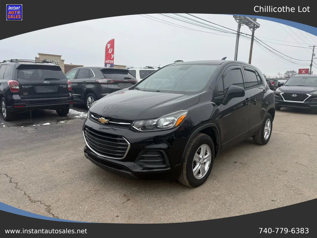 Black 2020 Chevrolet Trax LS Sport Utility 4D for sale in Chillicothe, OH