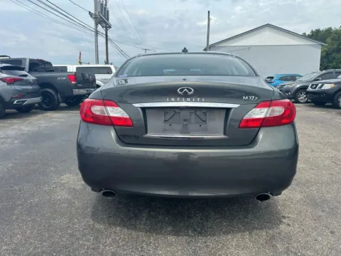 More photos of 2011 INFINITI M 37x Sedan 4D at Instant Auto Sales Chillicothe, OH
