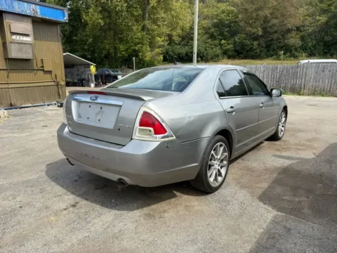 More photos of 2008 Ford Fusion SEL Sedan 4D at Instant Auto Sales Chillicothe, OH