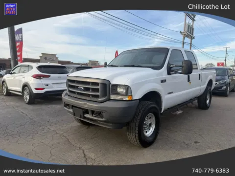White 2004 Ford F350 Super Duty Crew Cab XL Pickup 4D 8 ft for sale in Chillicothe, OH