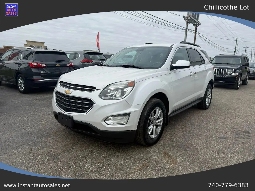White 2017 Chevrolet Equinox LT Sport Utility 4D for sale in Chillicothe, OH