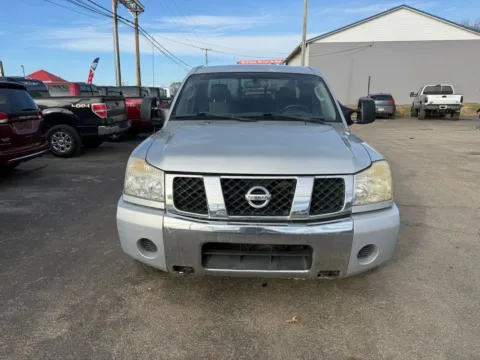 Photos of 2006 Nissan Titan King Cab SE Pickup 4D 6 1/2 ft for sale in Chillicothe, OH at Instant Auto Sales Chillicothe