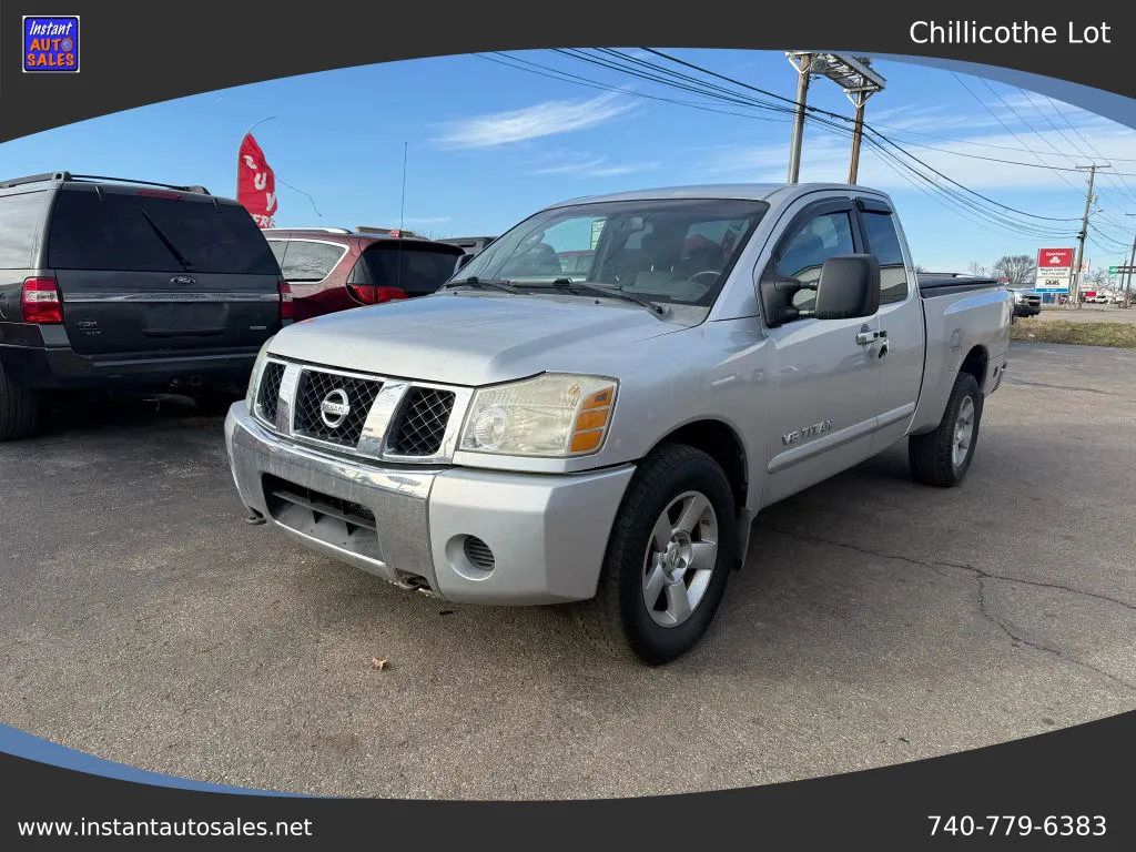 Silver 2006 Nissan Titan King Cab SE Pickup 4D 6 1/2 ft for sale in Chillicothe, OH