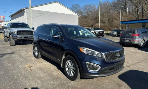 Photos of 2018 Kia Sorento LX Sport Utility 4D for sale in Chillicothe, OH at Instant Auto Sales Chillicothe