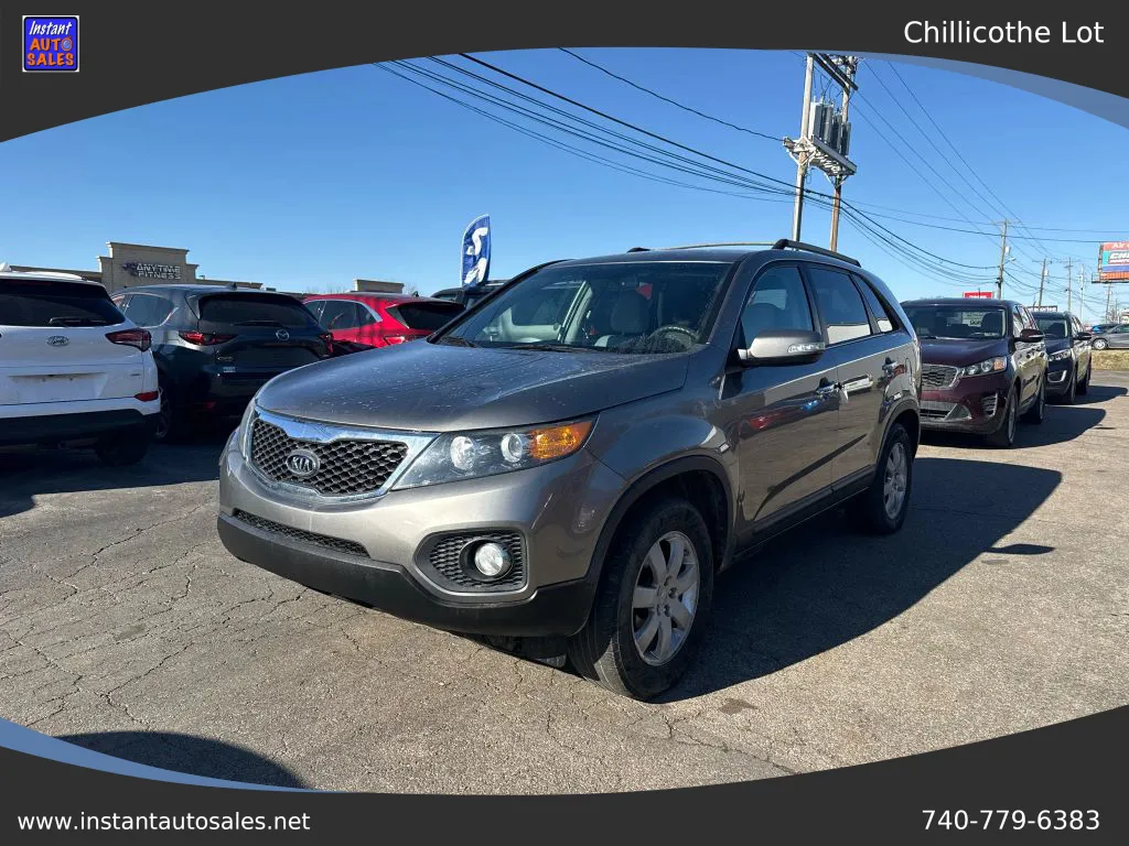 Gray 2013 Kia Sorento LX Sport Utility 4D for sale in Chillicothe, OH