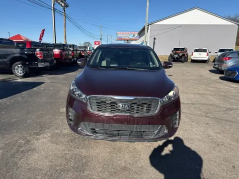 Photos of 2019 Kia Sorento LX Sport Utility 4D for sale in Chillicothe, OH at Instant Auto Sales Chillicothe