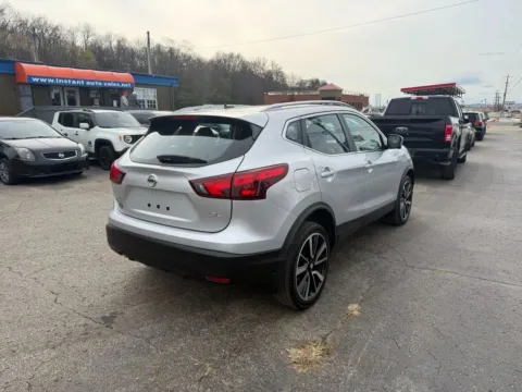 More photos of 2017 Nissan Rogue Sport SL Sport Utility 4D at Instant Auto Sales Chillicothe, OH