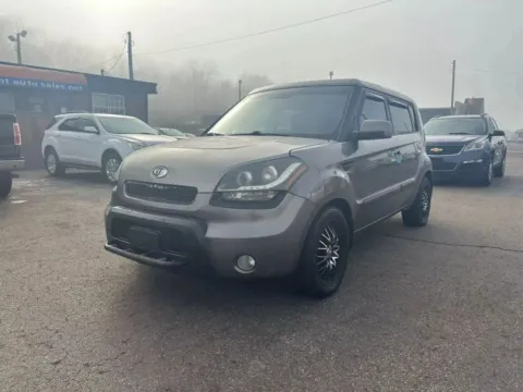 Another view of 2010 Kia Soul Sport Wagon 4D for sale in Chillicothe, OH at Instant Auto Sales Chillicothe