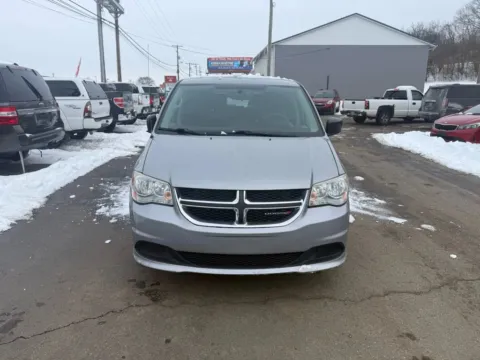Photos of 2016 Dodge Grand Caravan Passenger SE Minivan 4D for sale in Chillicothe, OH at Instant Auto Sales Chillicothe