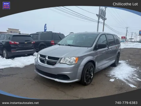 Silver 2016 Dodge Grand Caravan Passenger SE Minivan 4D for sale in Chillicothe, OH