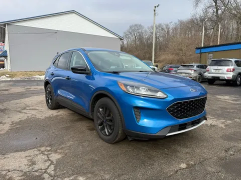 Another view of 2020 Ford Escape SE Sport Utility 4D for sale in Chillicothe, OH at Instant Auto Sales Chillicothe