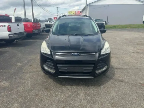 Photos of 2013 Ford Escape SE Sport Utility 4D for sale in Chillicothe, OH at Instant Auto Sales Chillicothe