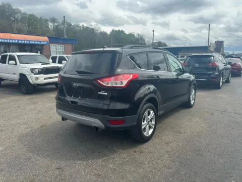 More photos of 2013 Ford Escape SE Sport Utility 4D at Instant Auto Sales Chillicothe, OH