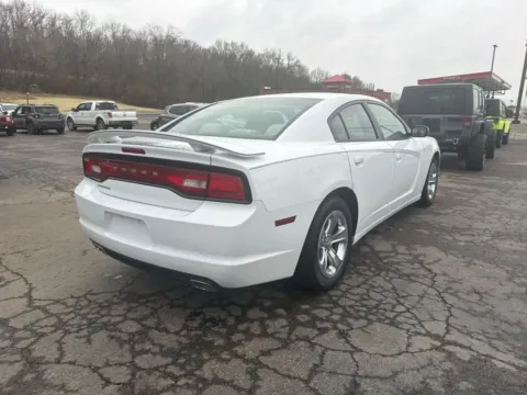 More photos of 2013 Dodge Charger SE Sedan 4D at Instant Auto Sales Chillicothe, OH