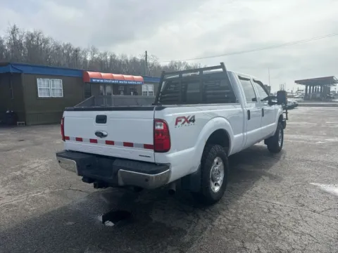 More photos of 2015 Ford F250 Super Duty Crew Cab XLT Pickup 4D 6 3/4 ft at Instant Auto Sales Chillicothe, OH
