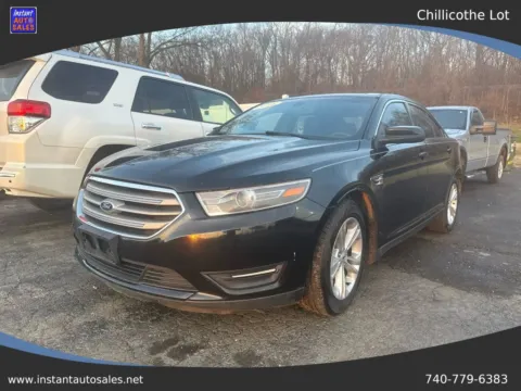 Black 2016 Ford Taurus SEL Sedan 4D for sale in Chillicothe, OH
