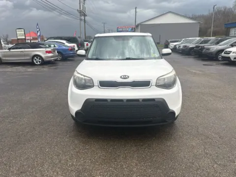 Photos of 2015 Kia Soul Wagon 4D for sale in Chillicothe, OH at Instant Auto Sales Chillicothe
