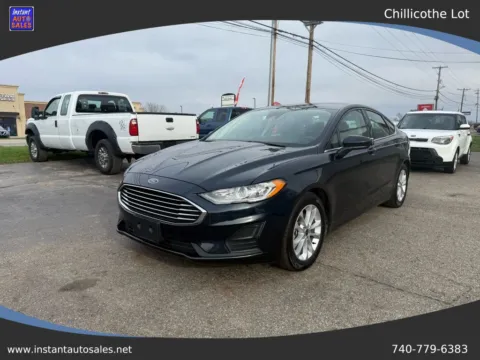 Blue 2020 Ford Fusion SE Sedan 4D for sale in Chillicothe, OH