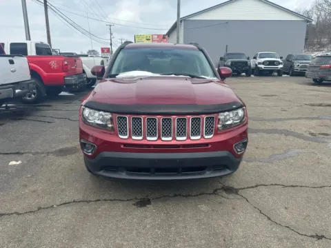 Photos of 2017 Jeep Compass Latitude Sport Utility 4D for sale in Chillicothe, OH at Instant Auto Sales Chillicothe