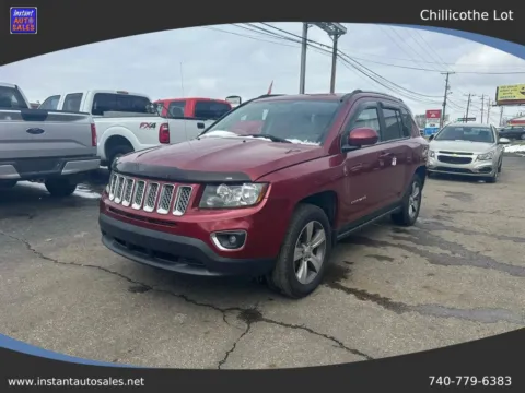Red 2017 Jeep Compass Latitude Sport Utility 4D for sale in Chillicothe, OH