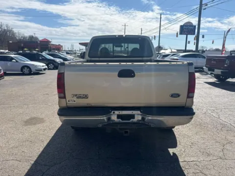 More photos of 2000 Ford F250 Super Duty Super Cab Short Bed at Instant Auto Sales Chillicothe, OH
