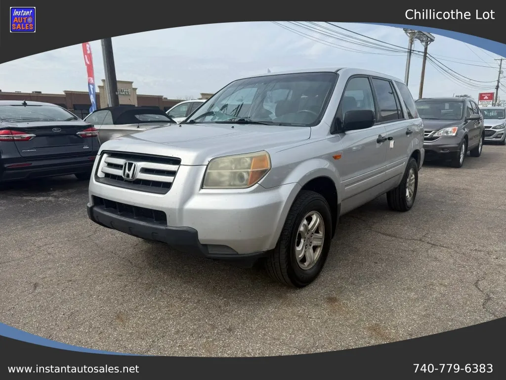 Silver 2006 Honda Pilot LX Sport Utility 4D for sale in Chillicothe, OH
