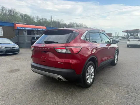 More photos of 2022 Ford Escape SE Sport Utility 4D at Instant Auto Sales Chillicothe, OH