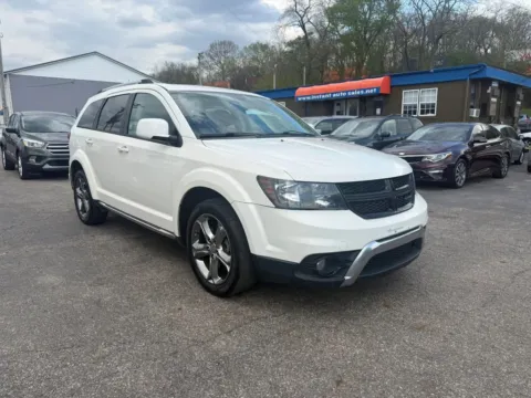 Another view of 2016 Dodge Journey Crossroad Plus Sport Utility 4D for sale in Chillicothe, OH at Instant Auto Sales Chillicothe