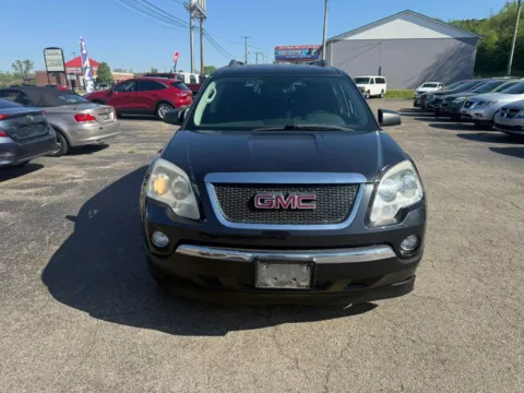 Photos of 2012 GMC Acadia SL Sport Utility 4D for sale in Chillicothe, OH at Instant Auto Sales Chillicothe