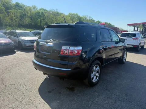 More photos of 2012 GMC Acadia SL Sport Utility 4D at Instant Auto Sales Chillicothe, OH